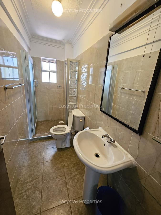 Furnished 2 Bed Apartment with En Suite in Brookside - 11