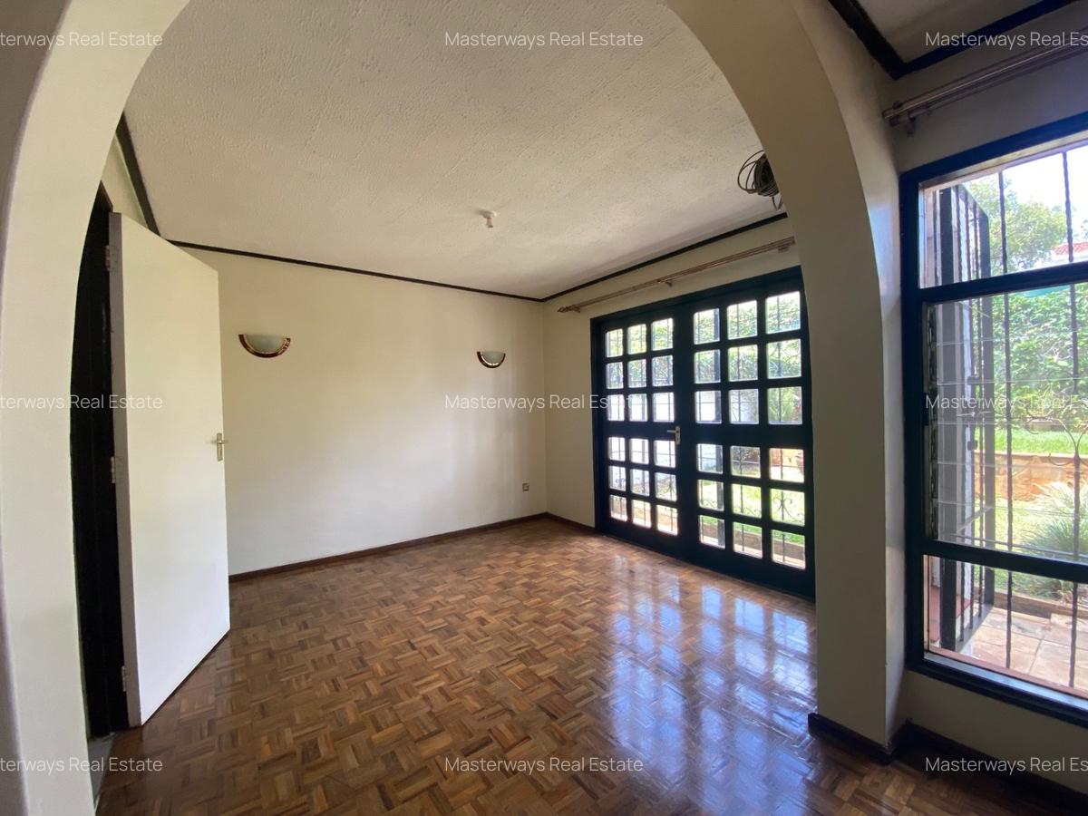 4 Bed Townhouse with En Suite in Kileleshwa - 4
