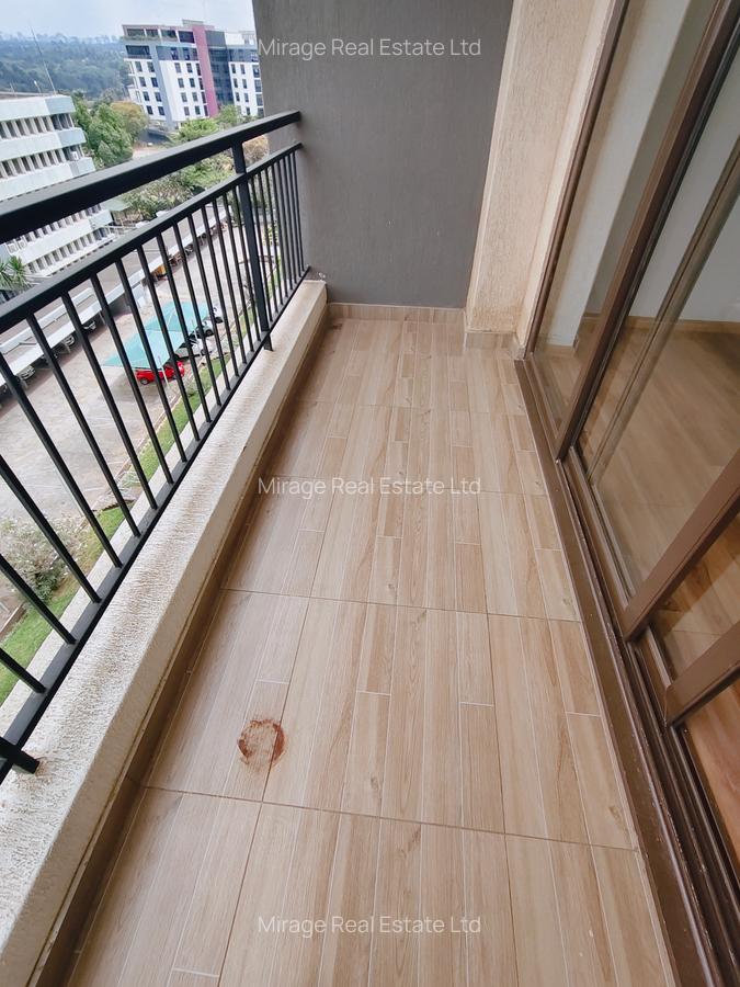 2 Bed Apartment with Swimming Pool in Garden Estate - 10