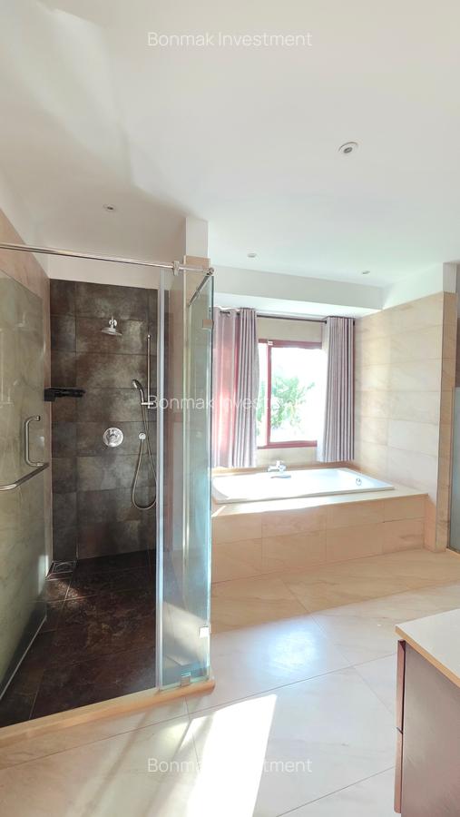 5 Bed Townhouse with En Suite at Karbaserian Avenue - 13