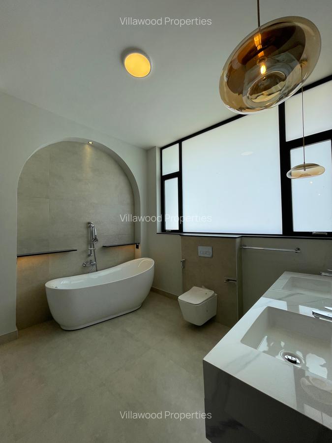 6 Bed Villa with En Suite in Nyari - 16