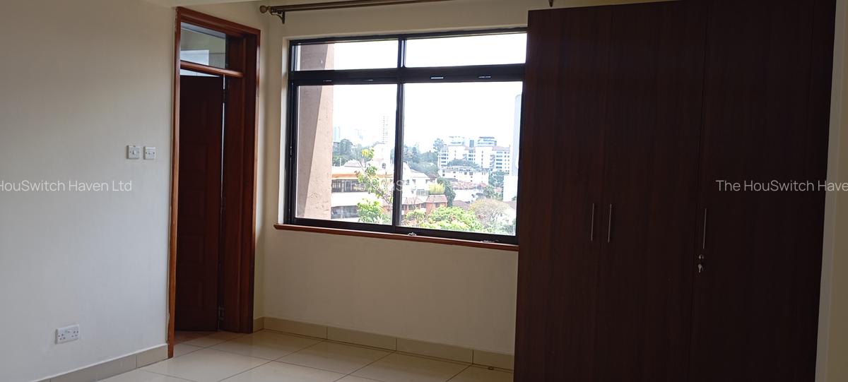 3 Bed Apartment with En Suite at Raphta Rd - 7