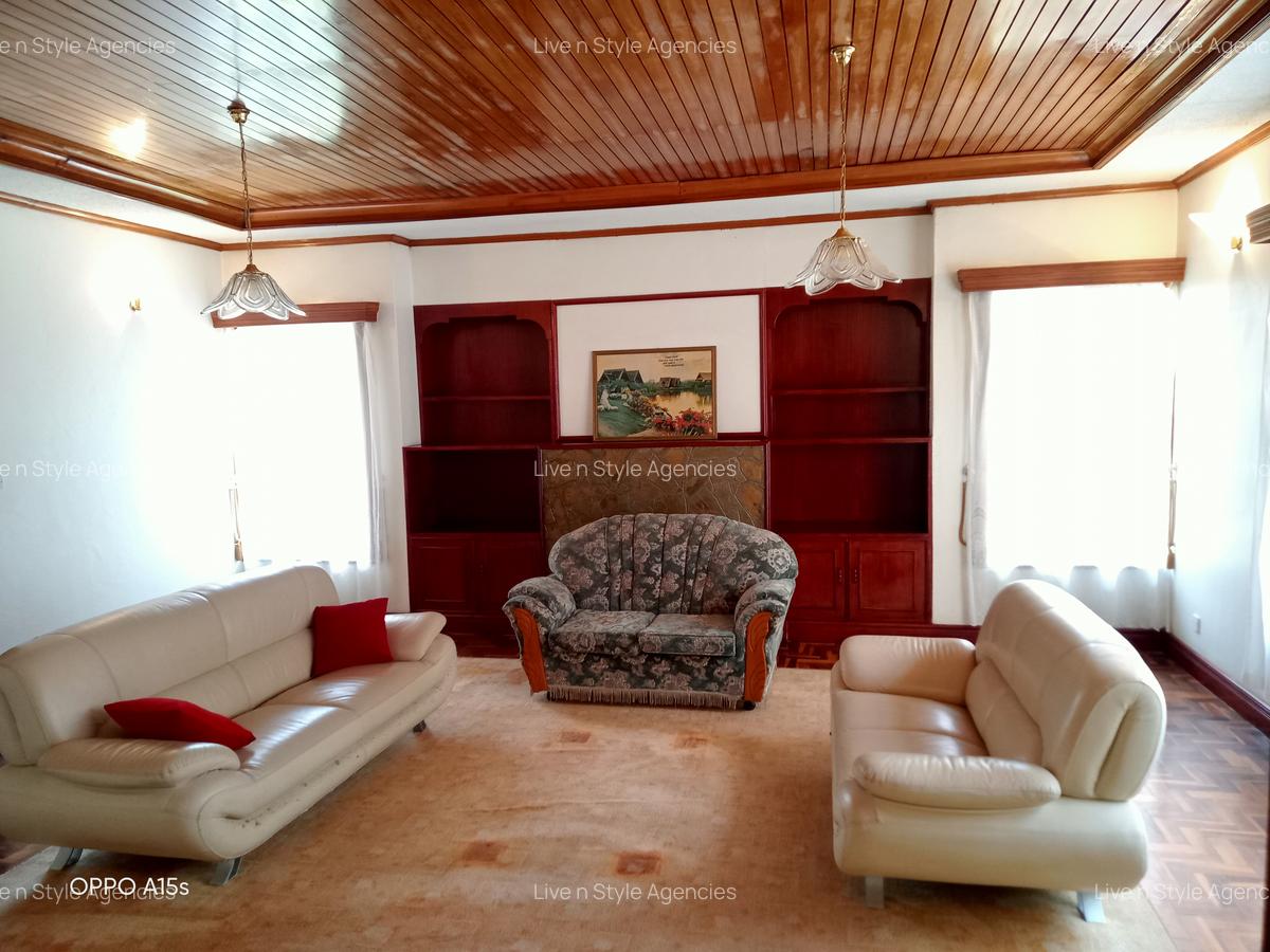 5 Bed House with En Suite in Runda - 5