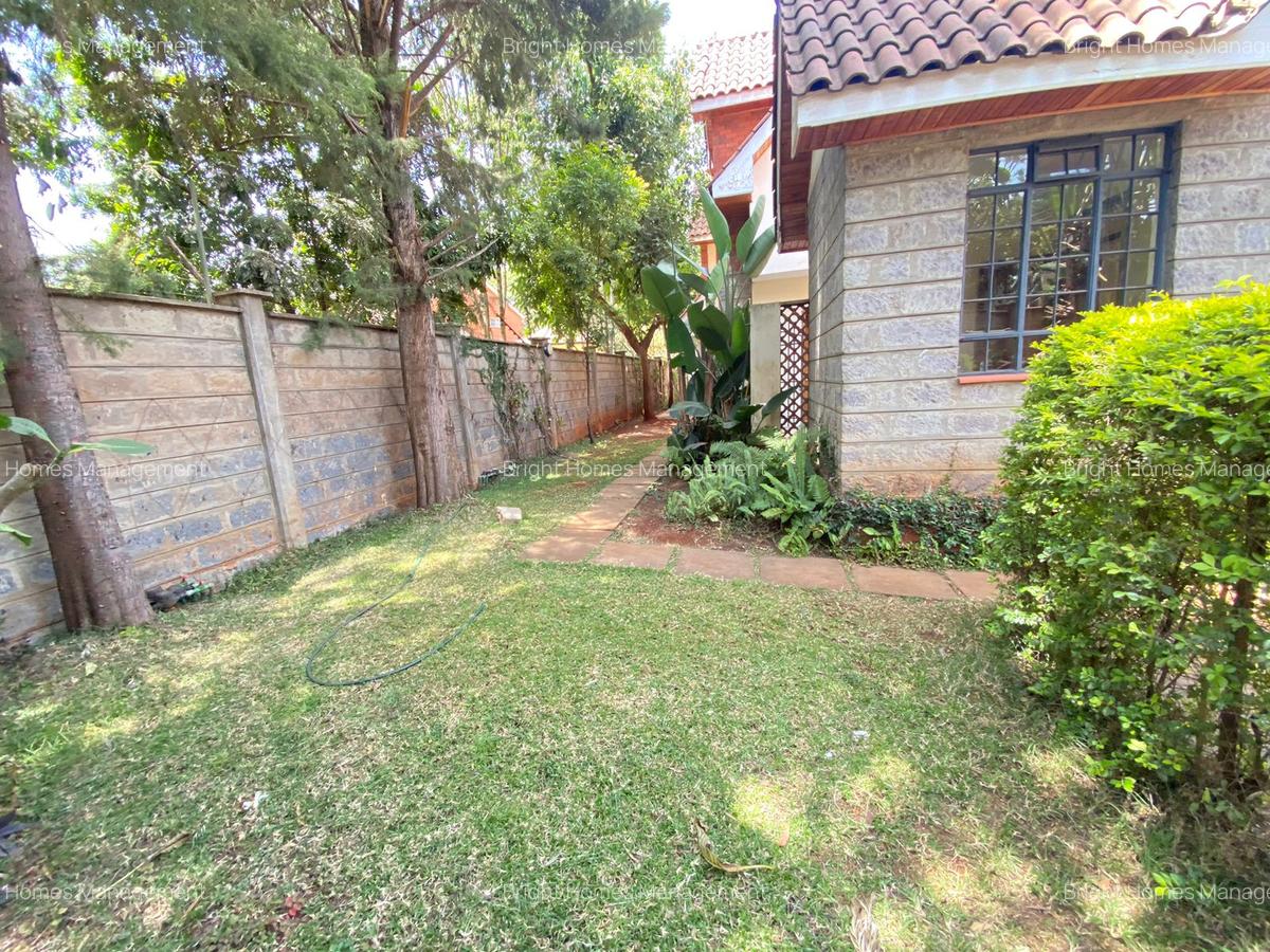 4 Bed Townhouse with En Suite in Lavington - 18