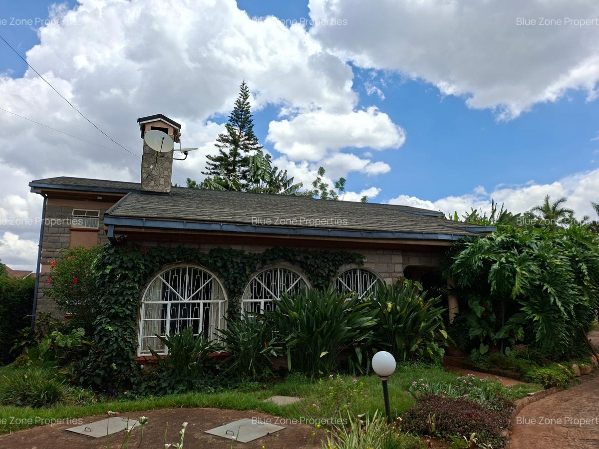 3 Bed Townhouse with En Suite at Off Duom Palm Street - 2