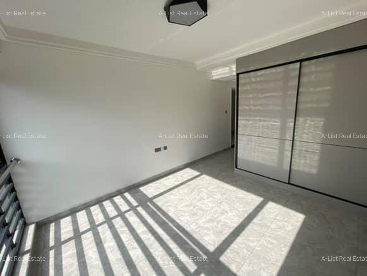 2 Bed Apartment with En Suite at Muringa - 2