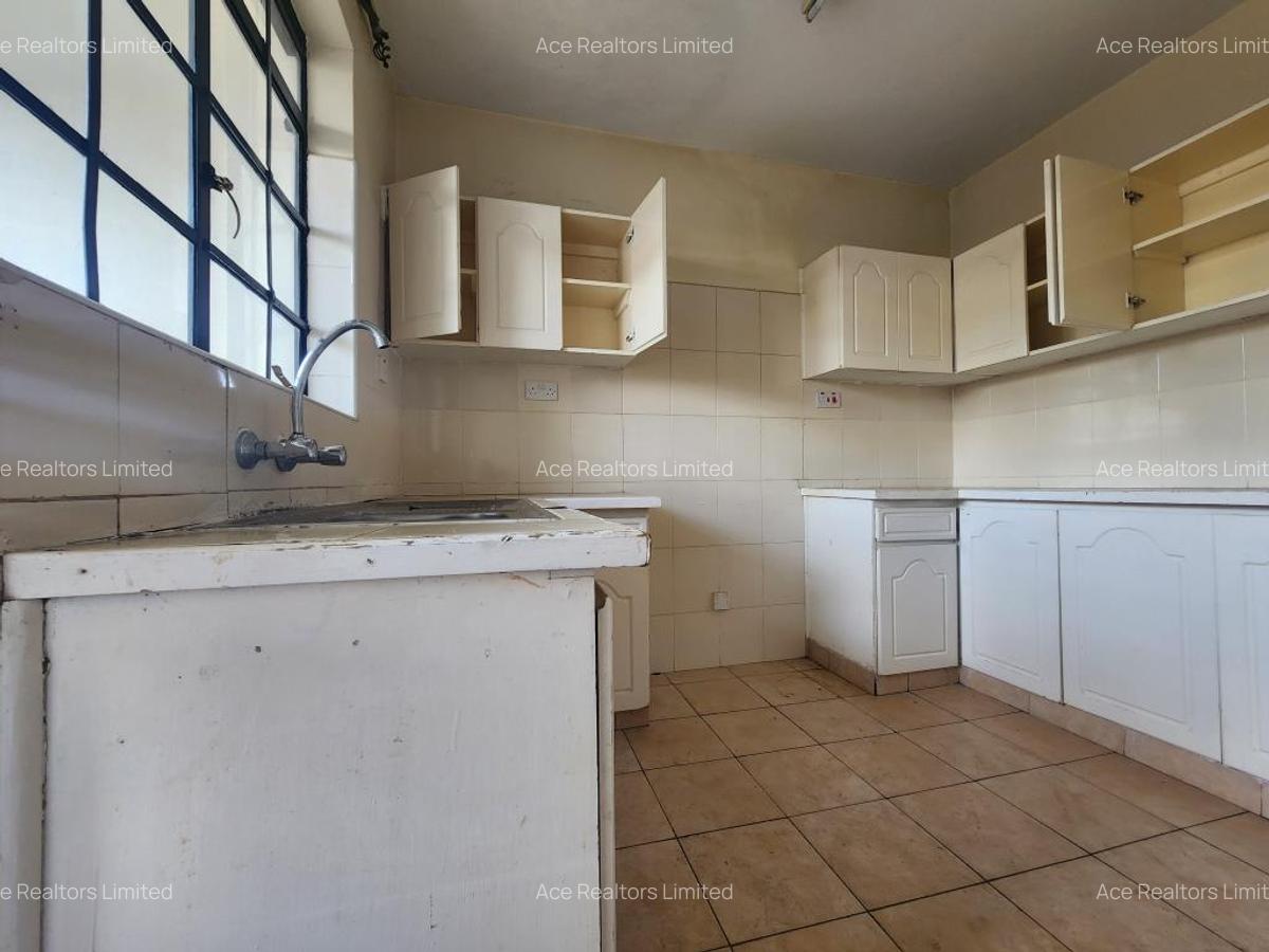 3 Bed Apartment with En Suite at Embakasi - 5