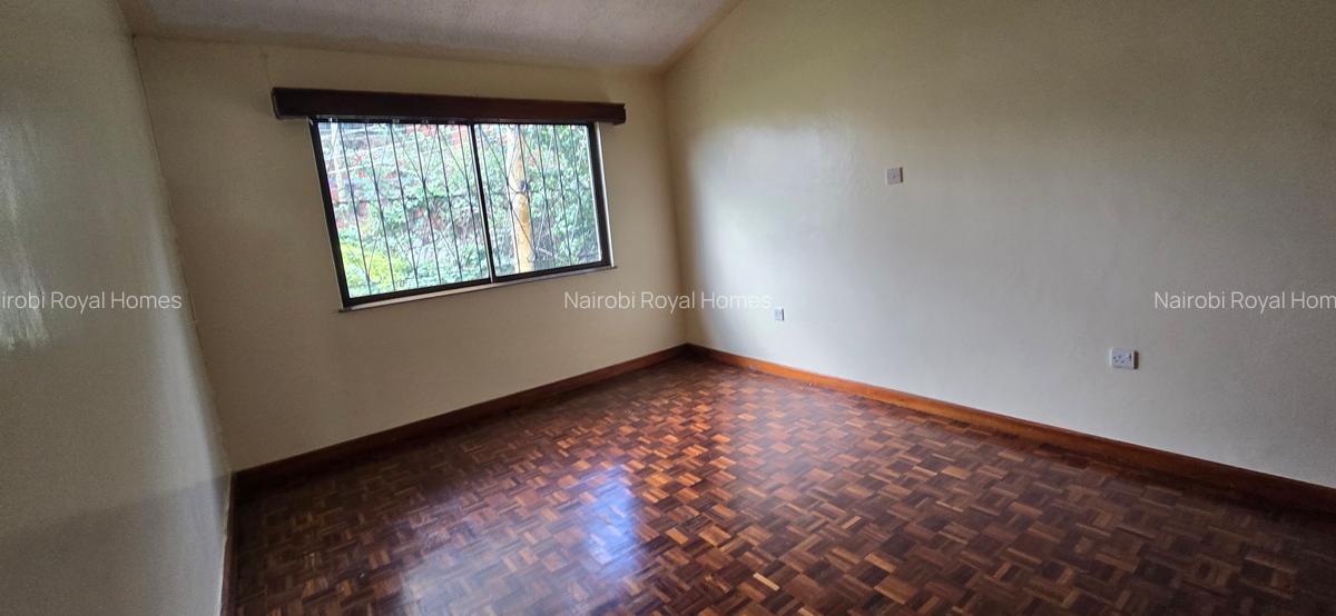 4 Bed Townhouse with En Suite at Ndemi Road - 14