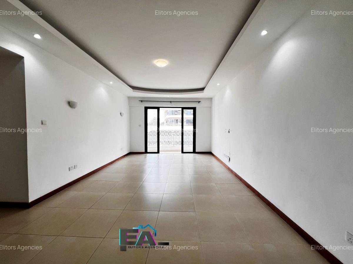2 Bed Apartment with En Suite at Lantana Road - 7