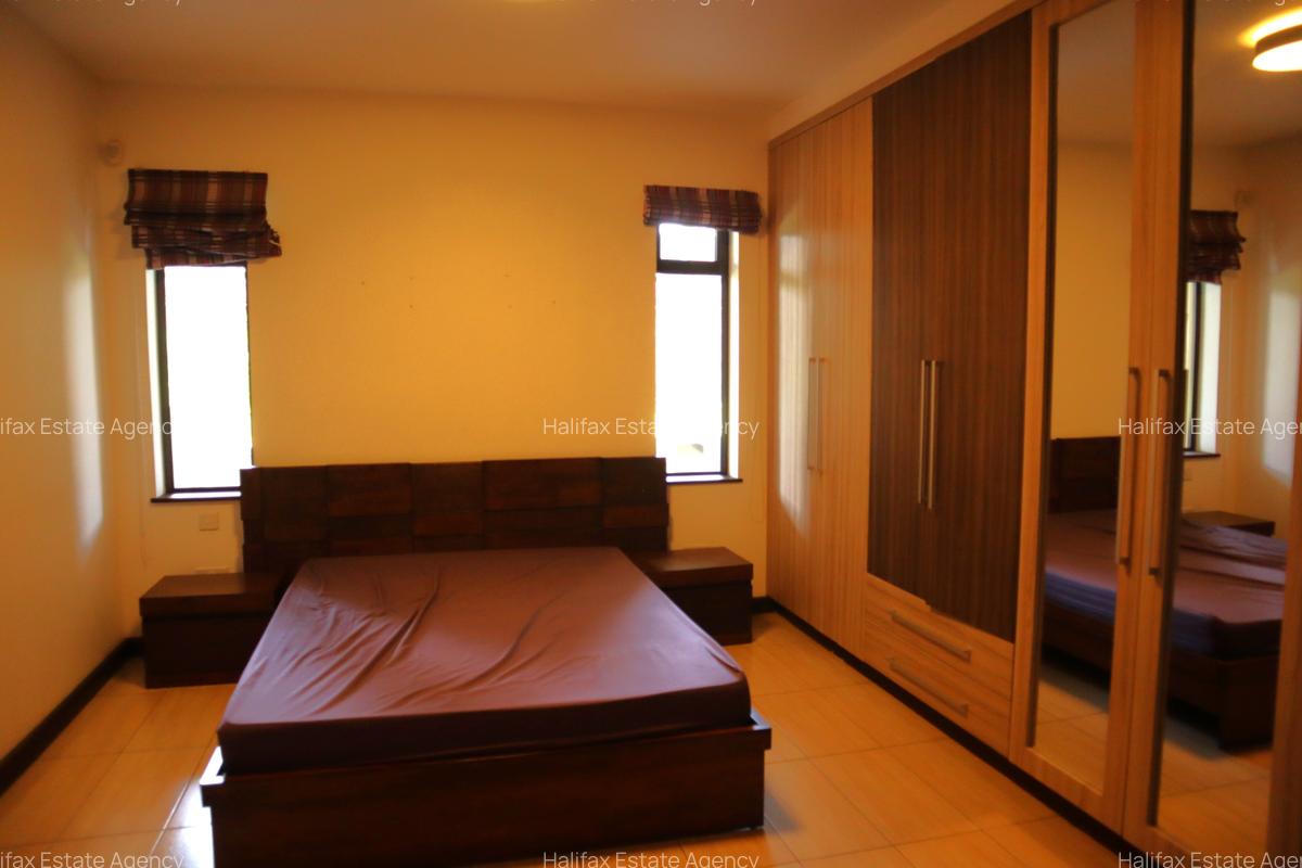 3 Bed Apartment with Borehole in South C - 8