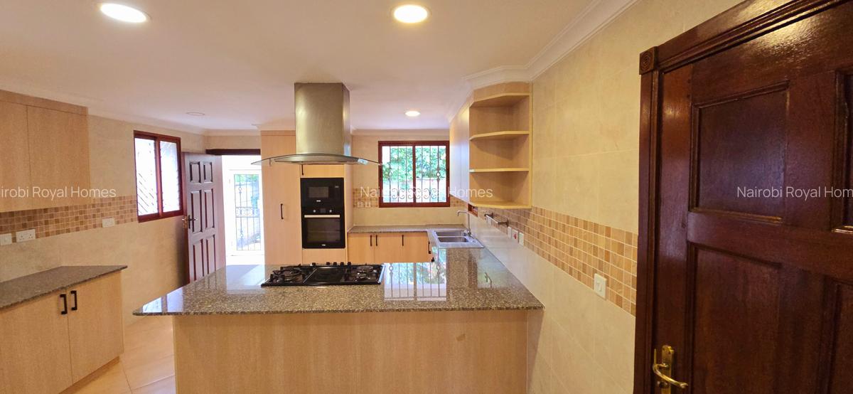 5 Bed Townhouse with En Suite at Shanzu Road - 4