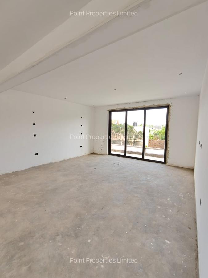 5 Bed Villa with En Suite in Karen - 14