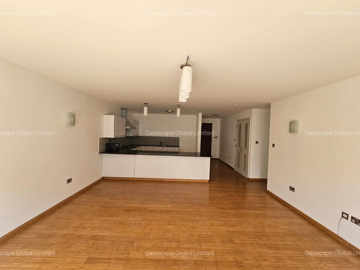 2 Bed Apartment with En Suite in Garden Estate - 8