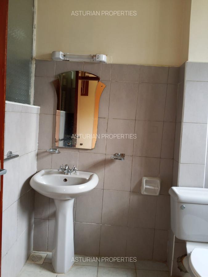 4 Bed Townhouse with En Suite in Karen - 15