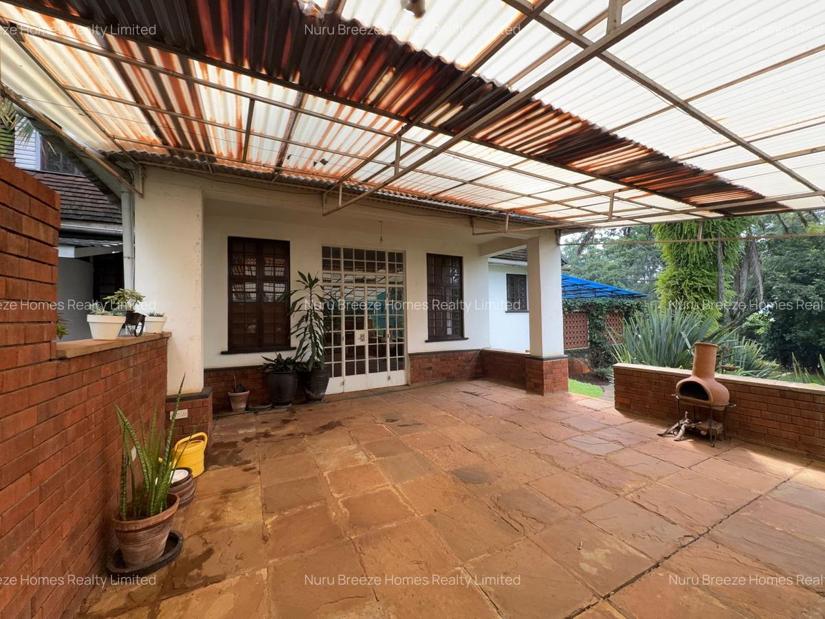 5 Bed House with En Suite in Runda - 6