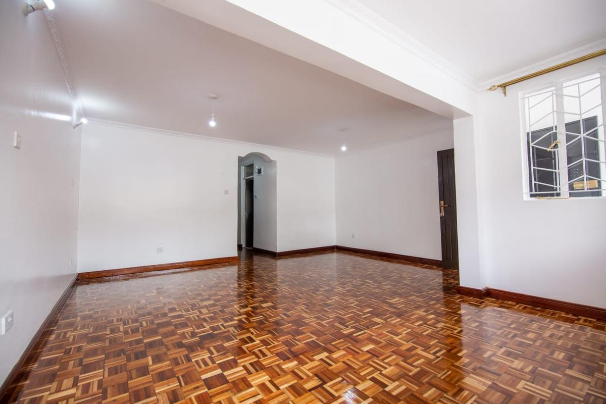 4 Bed Townhouse with En Suite in Lavington - 3