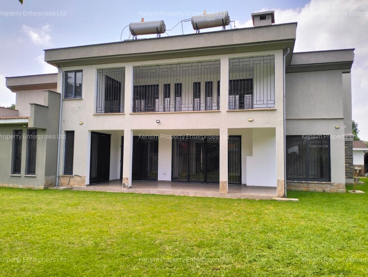 6 Bed Townhouse with En Suite in Lavington - 12