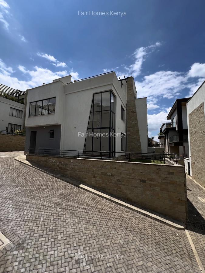 5 Bed Townhouse with En Suite at Maji Mazuri - 1