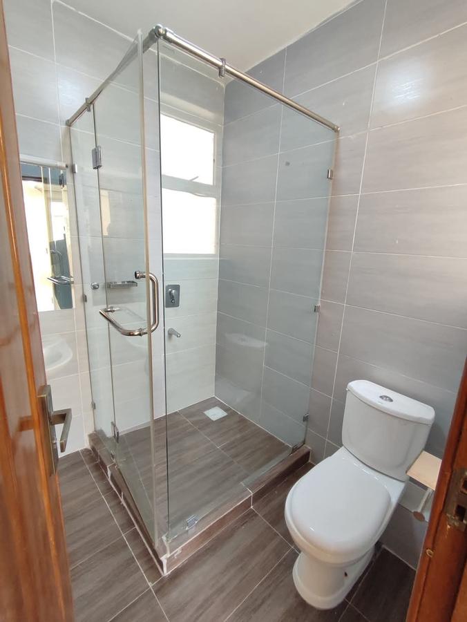 4 Bed Villa with En Suite at Behind Gateway Mall - 20