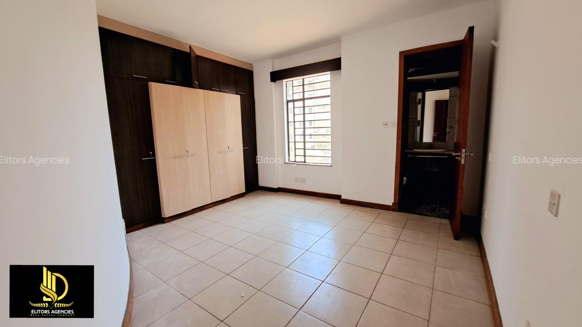 3 Bed Apartment with En Suite at 4Th Parklands - 15