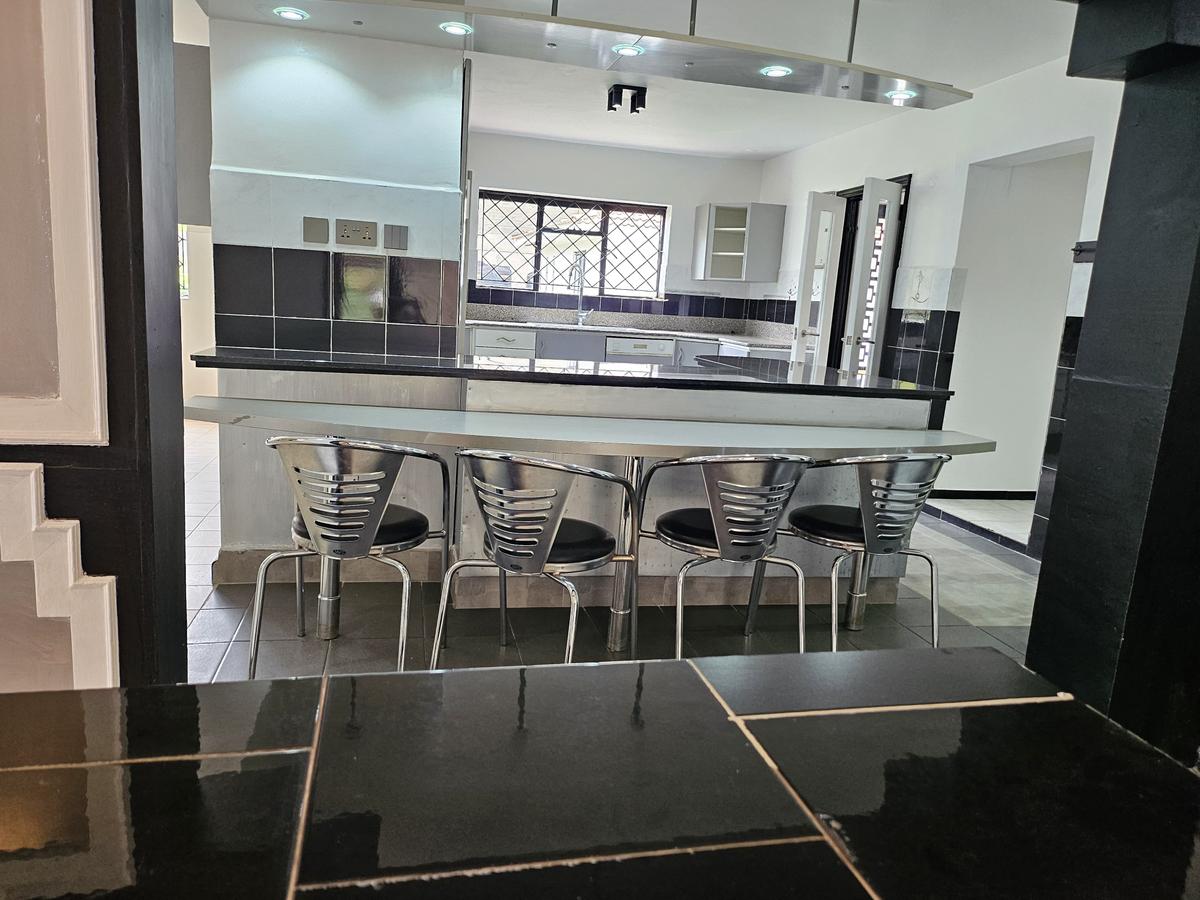 4 Bed House with En Suite at Runda - 11