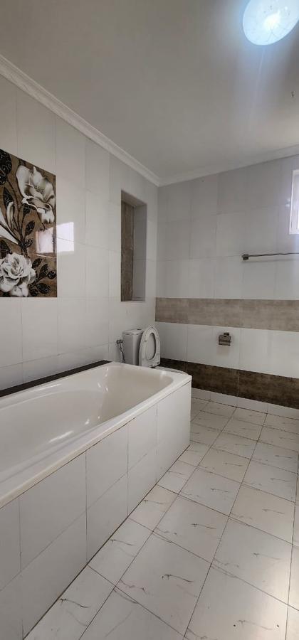 4 Bed Apartment with En Suite in Kilimani - 11