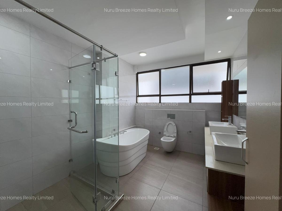 5 Bed Townhouse with En Suite in Kileleshwa - 7