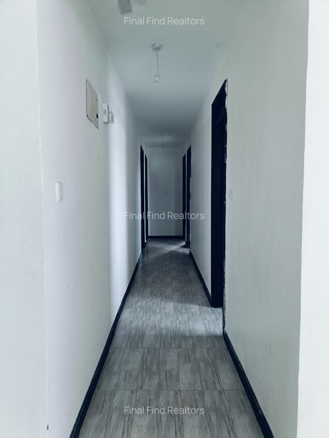 4 Bed Apartment with Backup Generator in Parklands - 3