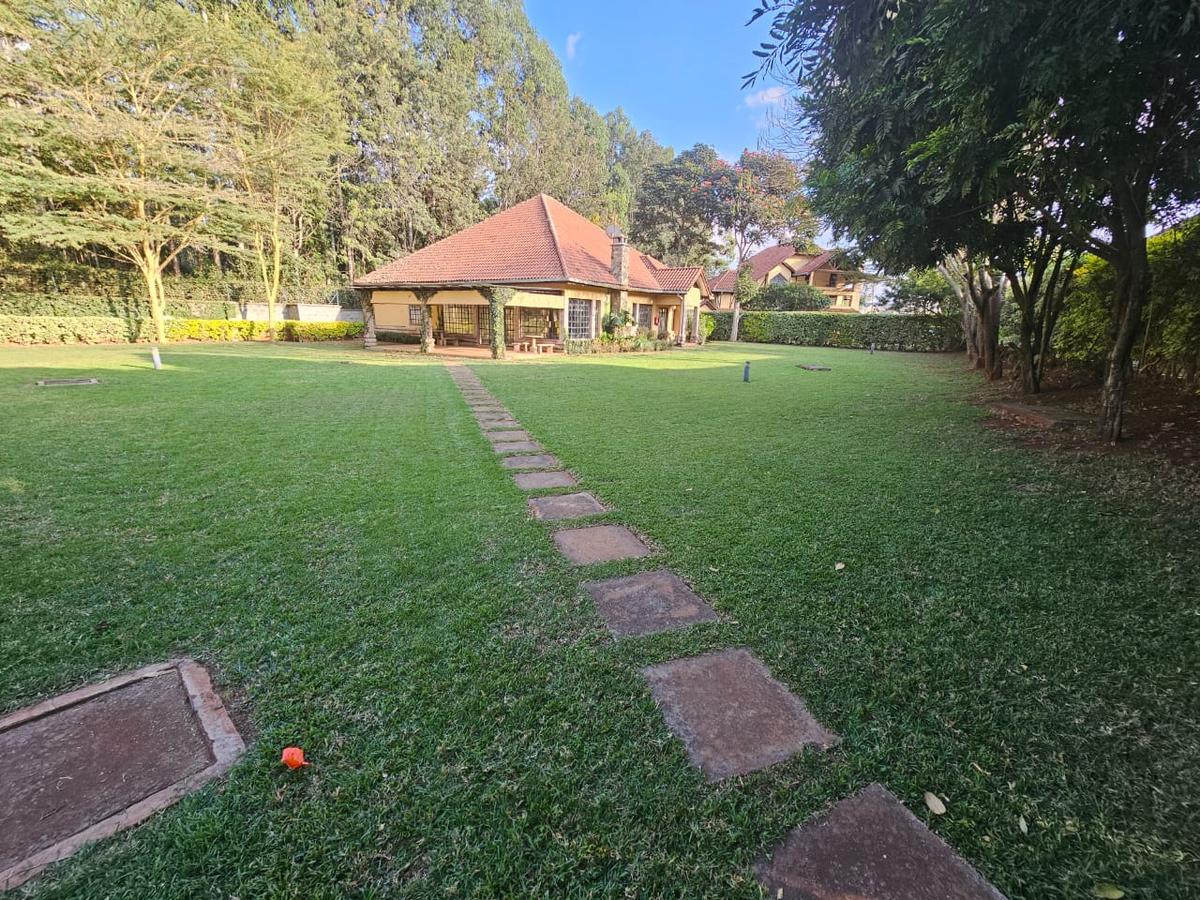 4 Bed House with En Suite in Karen - 2
