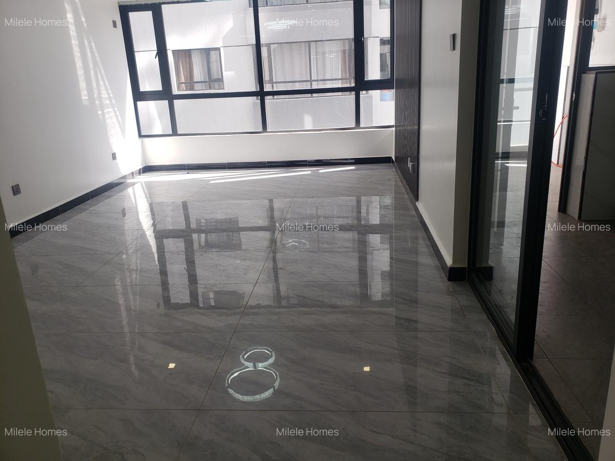 Serviced 2 Bed Apartment with En Suite at Mararo Road - 8