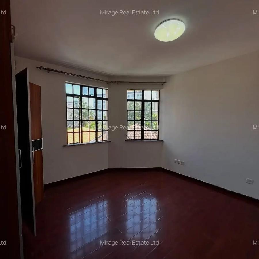 2 Bed Apartment with Gym in Lavington - 2