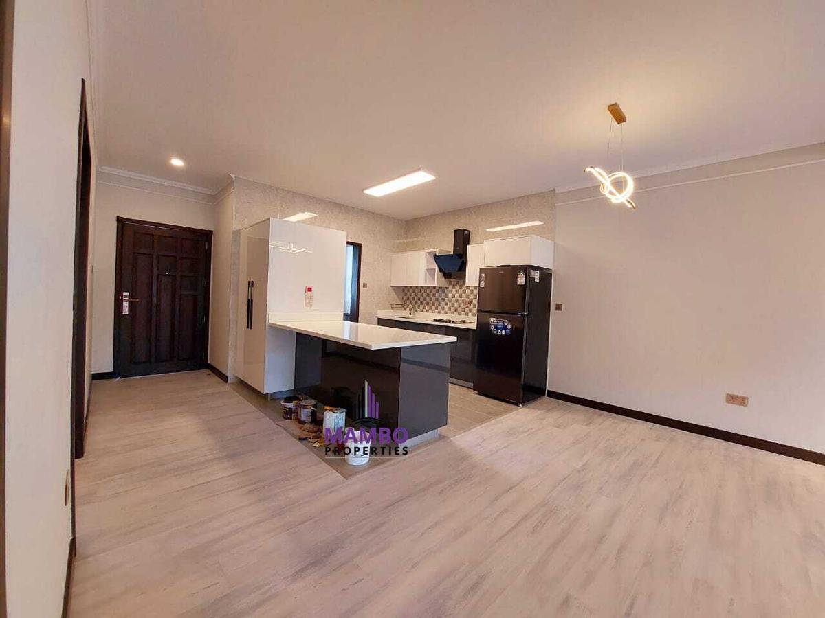 2 Bed Apartment with En Suite at Riverside Drive - 5
