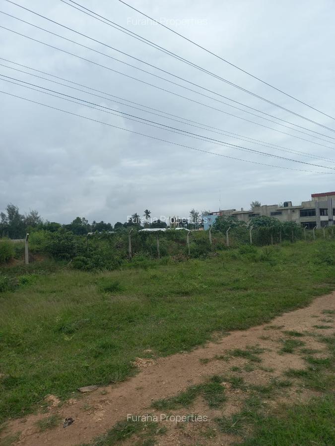 1 ac Commercial Land in Ukunda - 4