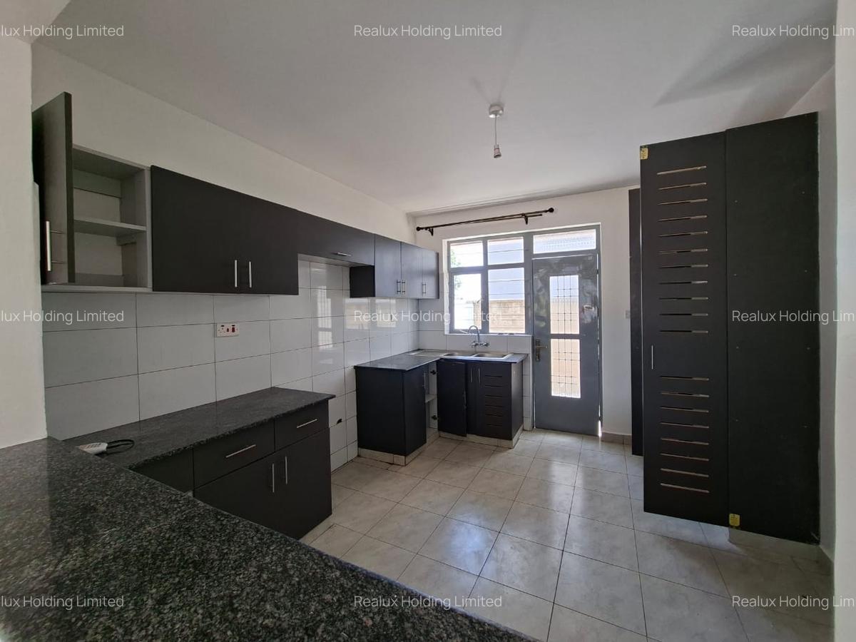 4 Bed Townhouse with En Suite in Kikuyu Town - 15