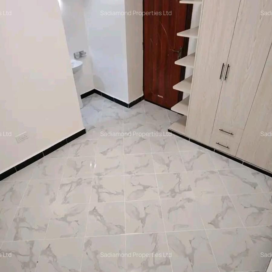 3 Bed Townhouse with En Suite at Matangi - 5