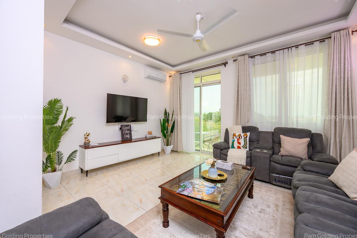 2 Bed Apartment with En Suite at Majengo - 1