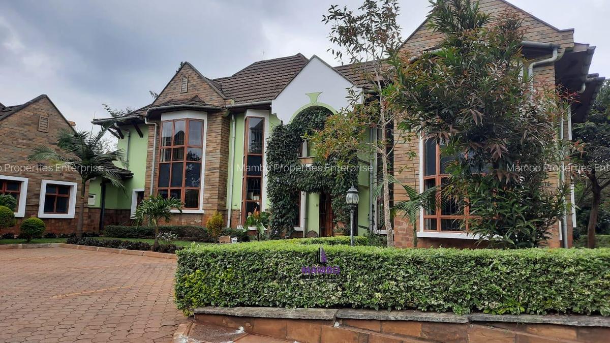 5 Bed Villa with En Suite at Mimosa Rd - 16