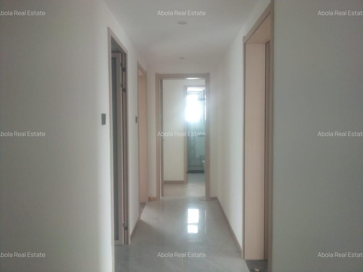 2 Bed Apartment with En Suite at Riverside Drive - 6