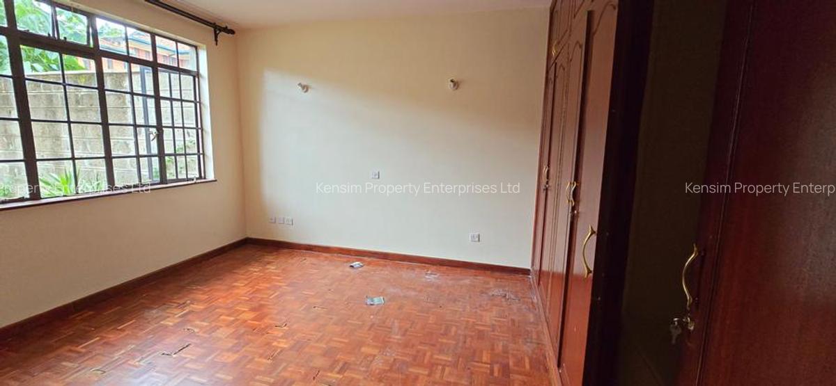 4 Bed Townhouse with En Suite in Lavington - 4
