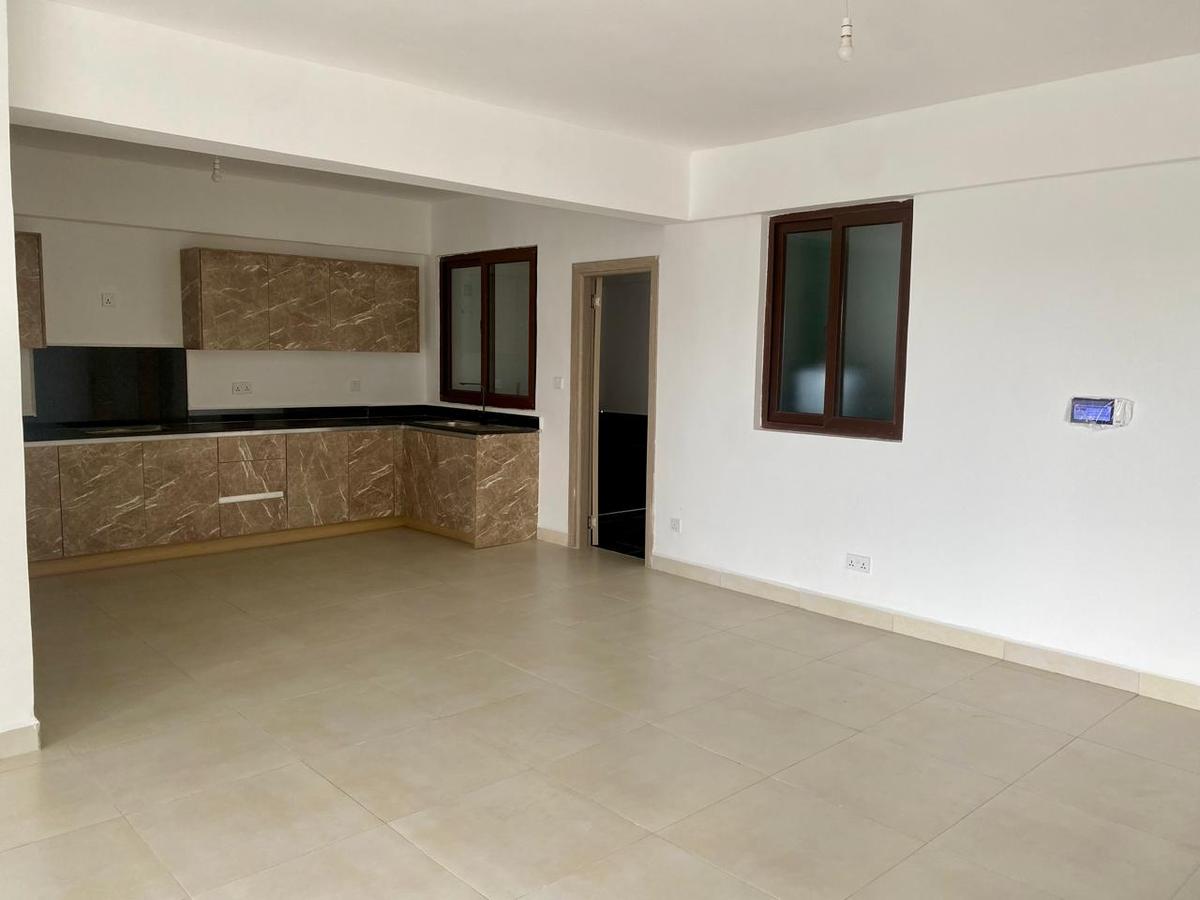 3 Bed Apartment with En Suite at Sports Road - 5