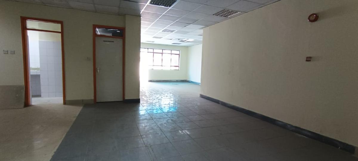 5,000 ft² Commercial Property with Parking in Nairobi CBD - 4