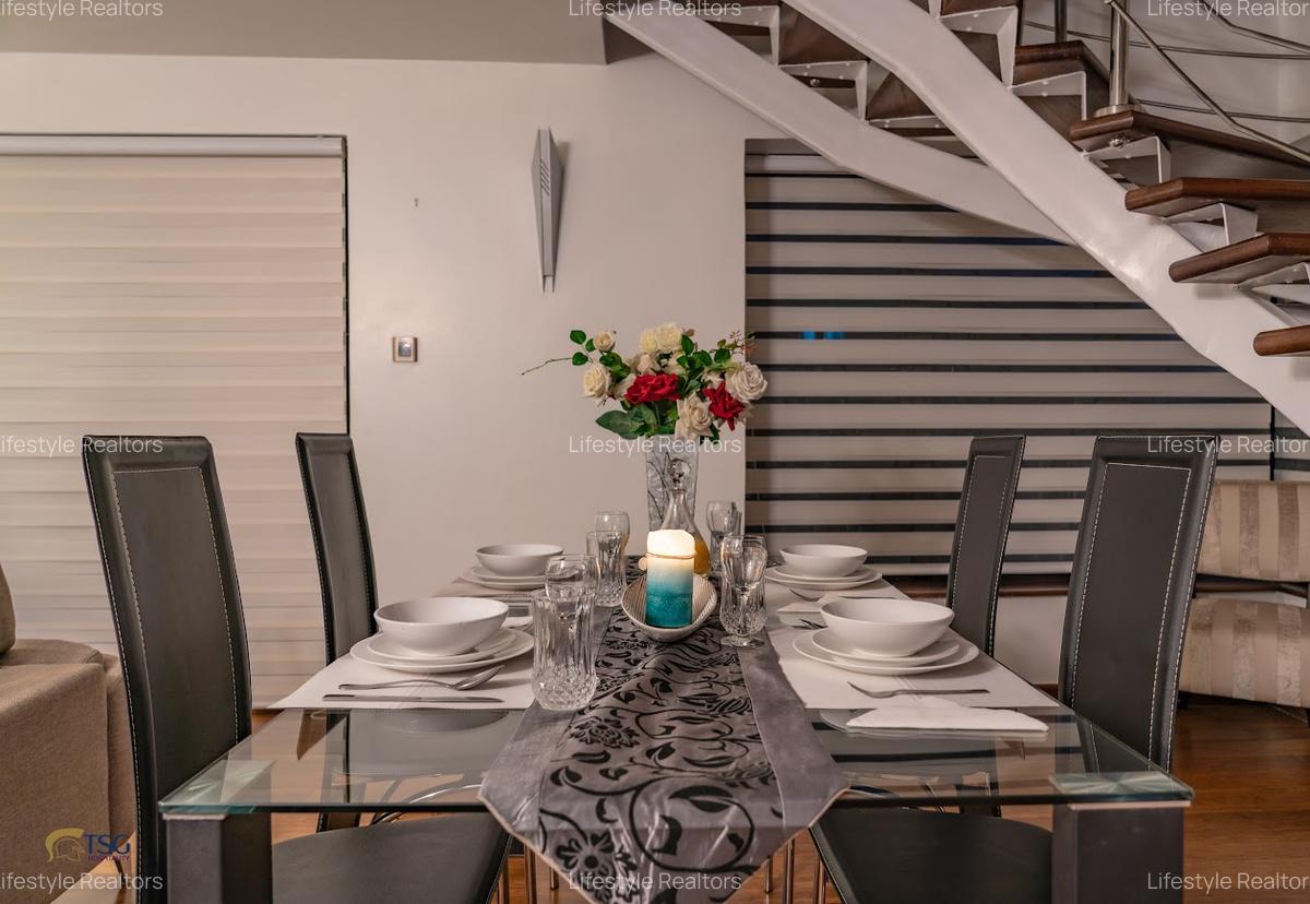 Serviced 2 Bed Apartment with En Suite at Wood Avenue - 13