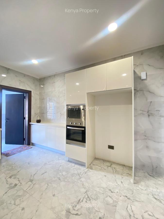 Furnished 3 Bed Apartment with En Suite at Kileleshwa - 5