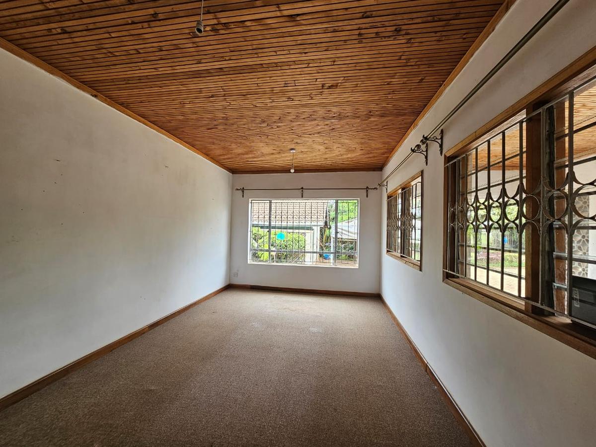 Commercial Property with Service Charge Included in Loresho - 19