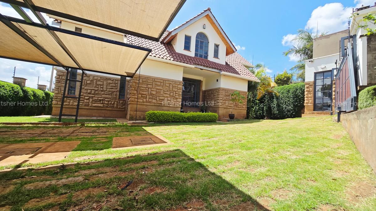 4 Bed House with En Suite in Runda - 2