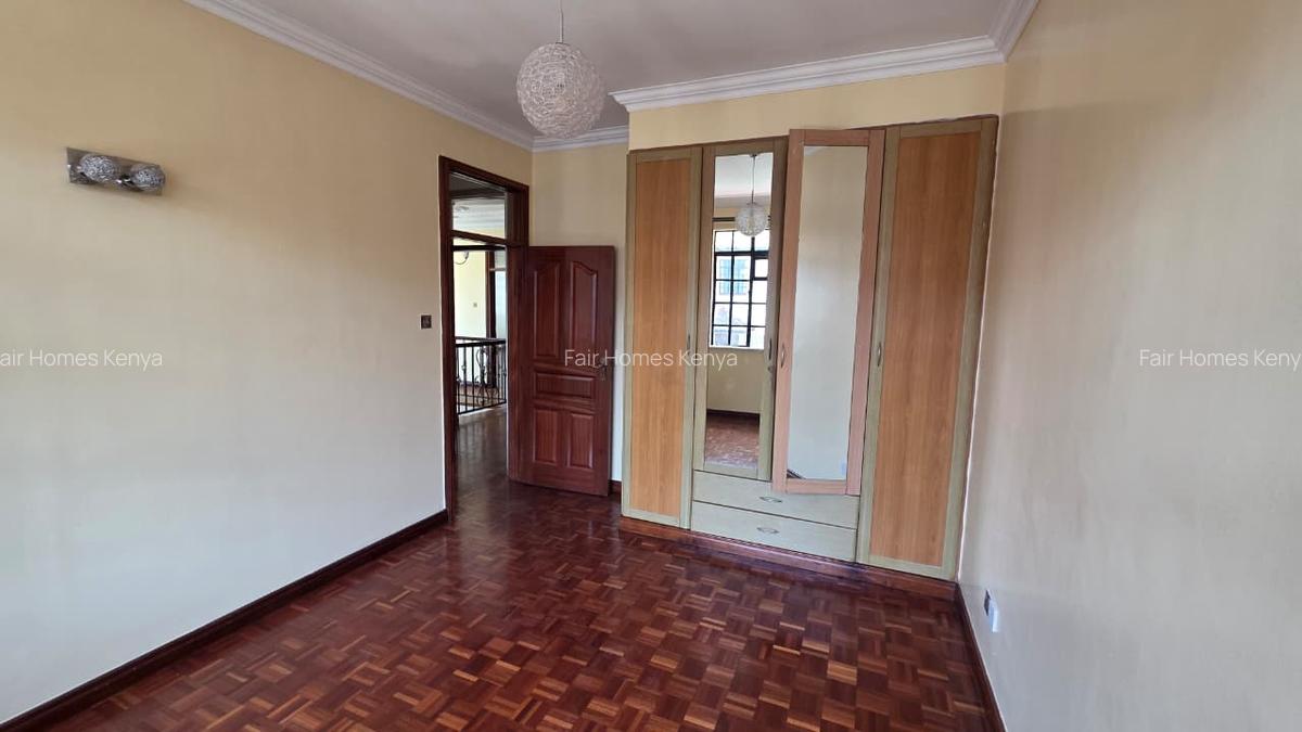 4 Bed Townhouse with En Suite at Manyani East - 11
