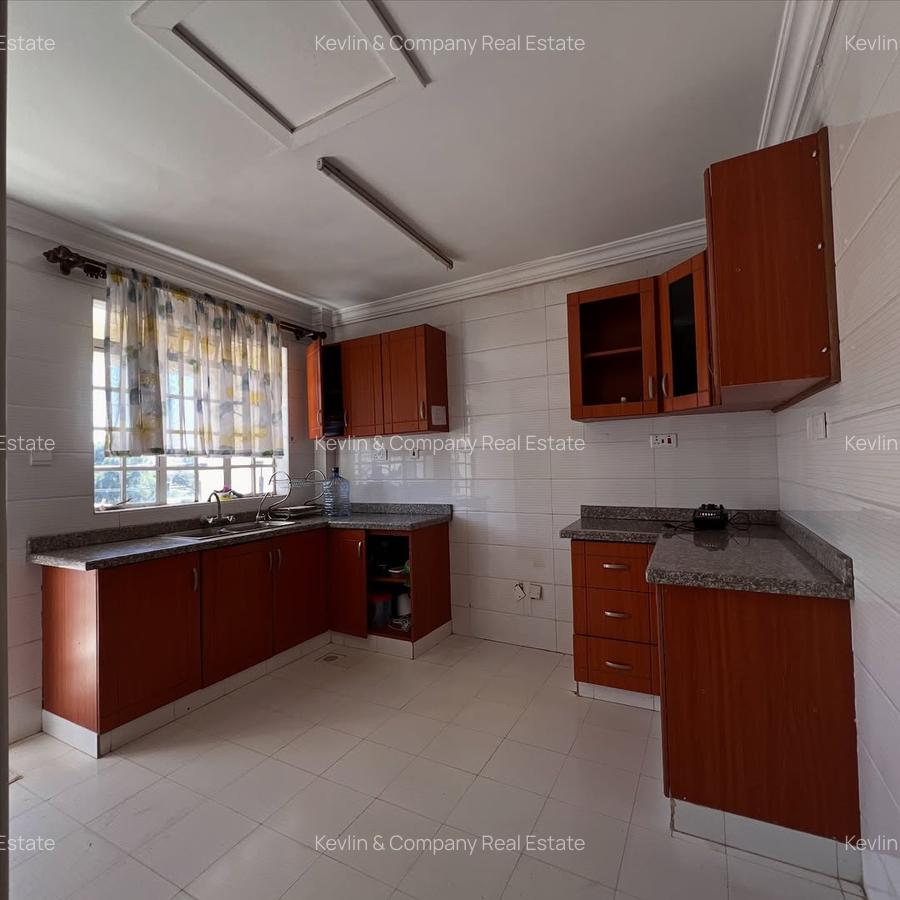 3 Bed Apartment with En Suite in Lavington - 3