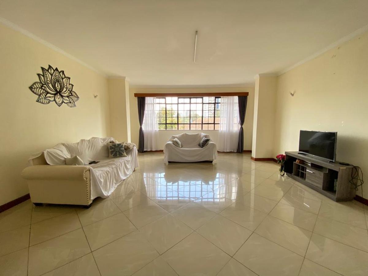 3 Bed Apartment with En Suite at Mpaka Road - 3