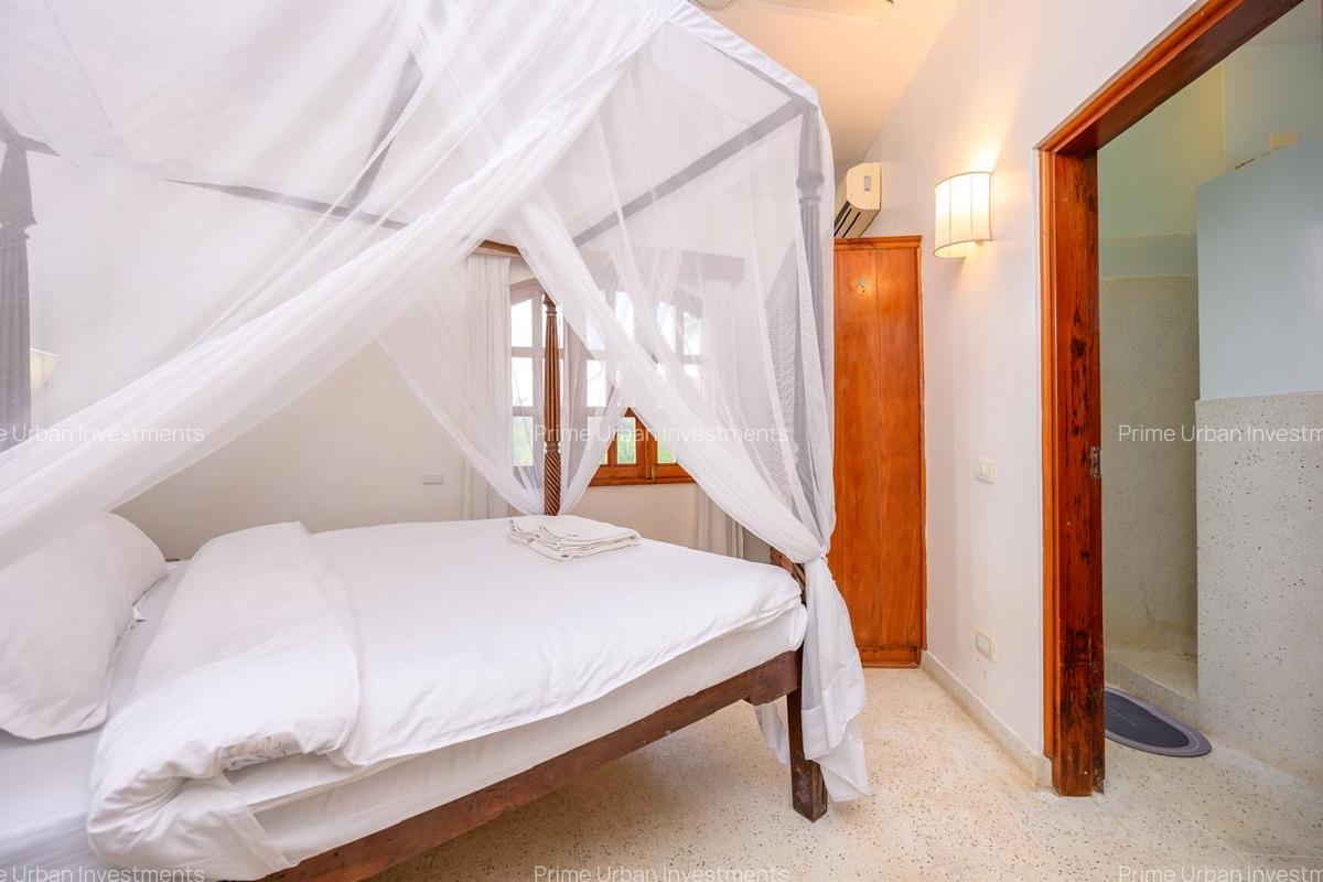 2 Bed Villa with En Suite at Ocean Beach Resort Malindi - 11