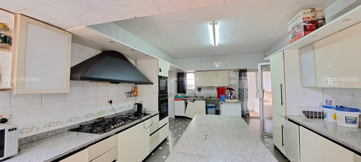 6 Bed House with En Suite at Kileleshwa - 16